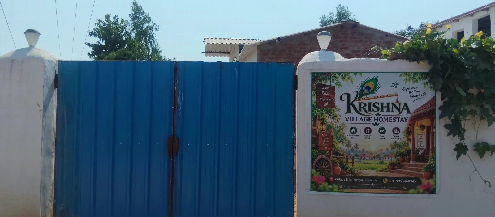 Entrance gate of Krishna Village Homestay in Khairwaya